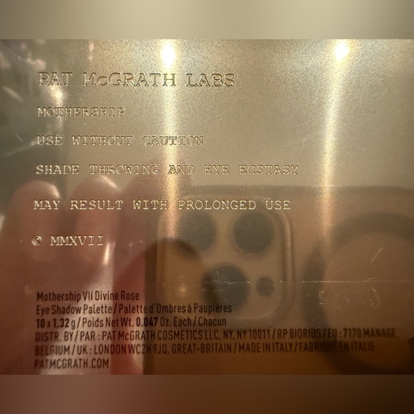 Pat McGrath Mothership VII: Divine Rose Eyeshadow Palette - Picture 3 of 4